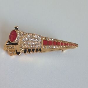 Elegant Gold and Red Crystal Brooch
